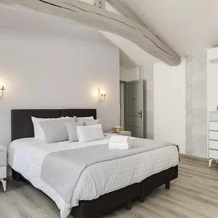 Le Bijou Piscine, Massage Et Spa 펜션