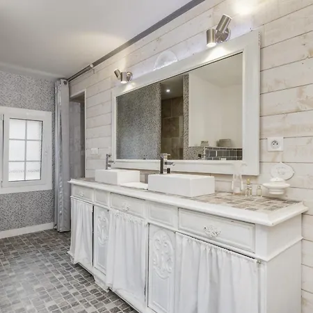 Le Bijou Piscine, Massage Et Spa * Gauriaguet