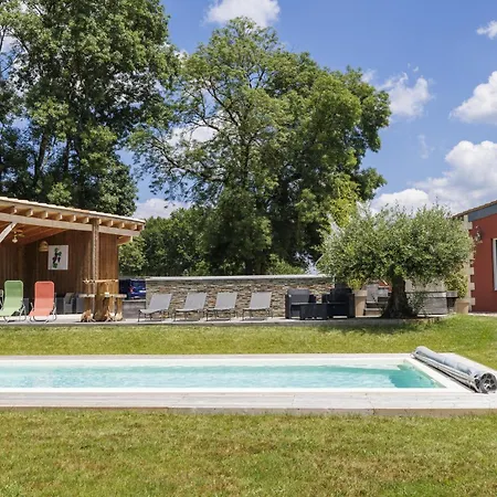 Le Bijou Piscine, Massage Et Spa Gauriaguet